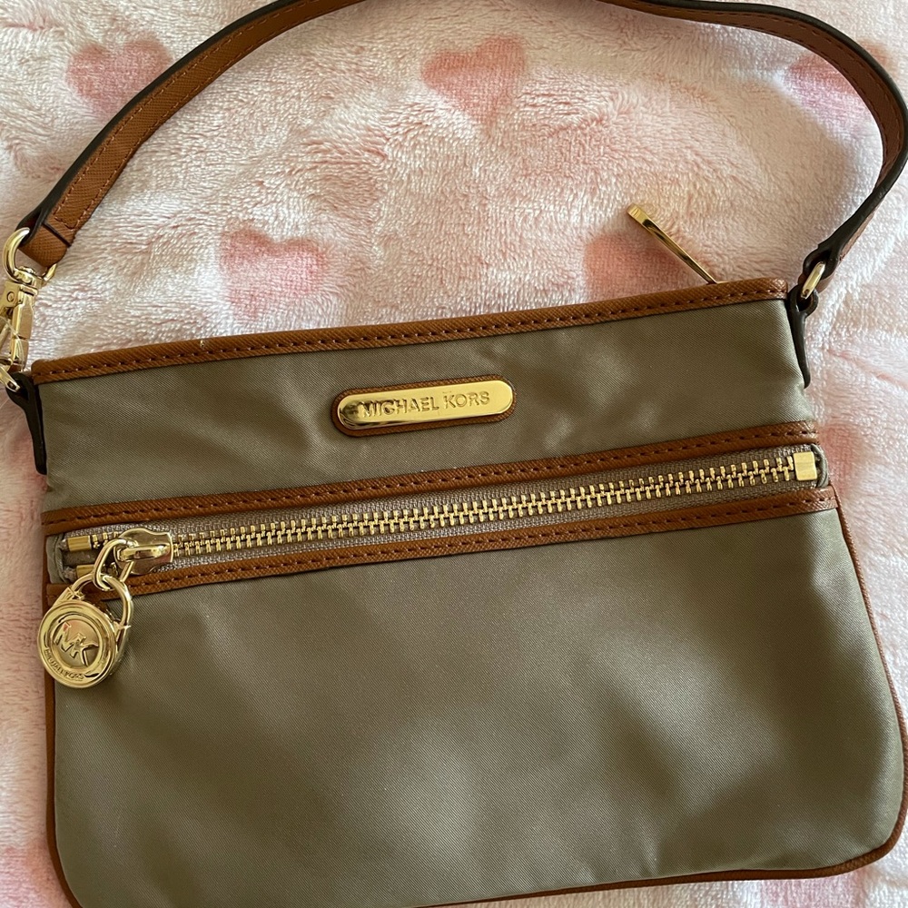 ****SOLD****Michael Kors Y2K Shoulder Bag